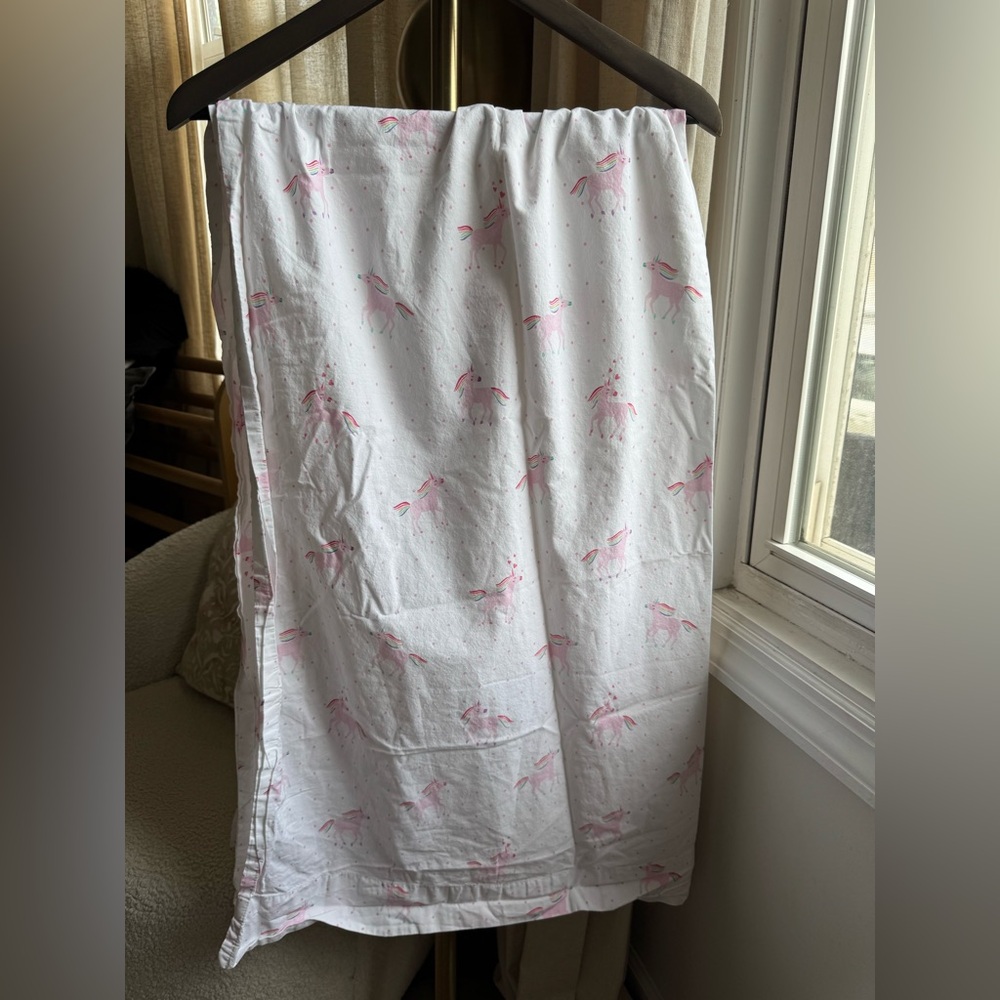 Pottery Barn Kids White and Pink Unicorn Patterned Flat Sheet